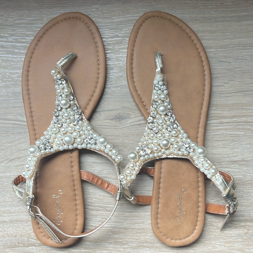 Cupid Pearl Sandals
